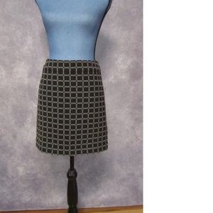 LOFT Black & Gray Square Block Pattern Skirt Sz 2P
